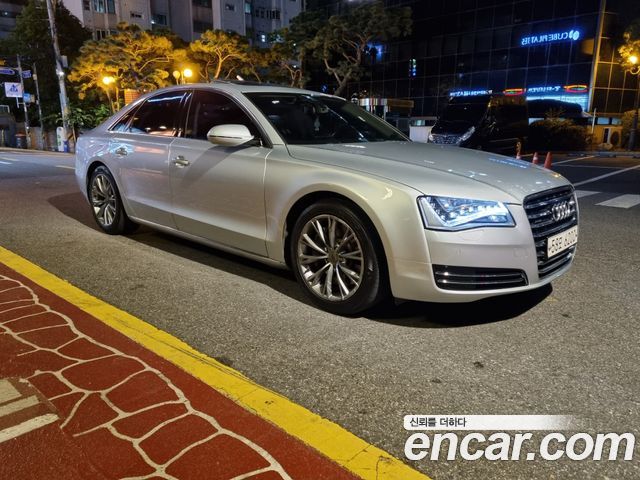 Audi A8 4.2 FSI Quattro D4 — пробег 190 000 км