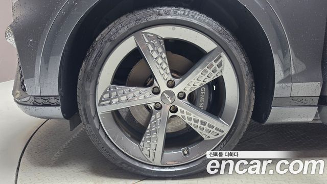 Genesis GV70 из Кореи Encar
