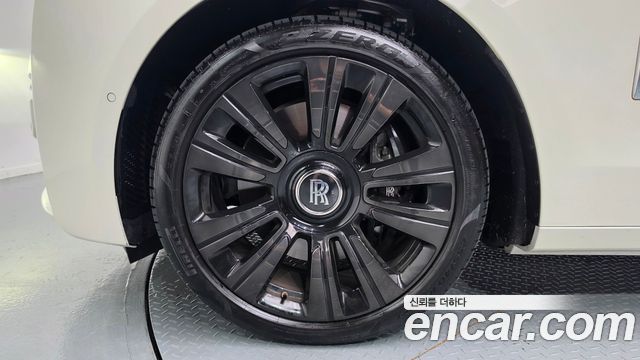 Rolls-Royce Ghost 6.7 EWB V12 — пробег 8 991 км