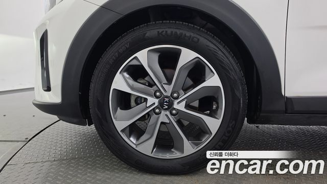 Kia Stonic 1.4 Prestige — пробег 60 833 км — фото 5 из 5