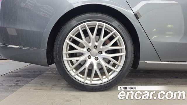 Audi A8 из Кореи Encar