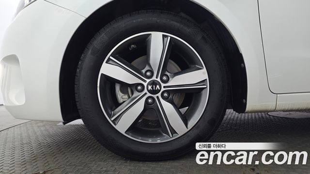 Kia K3 из Кореи Encar