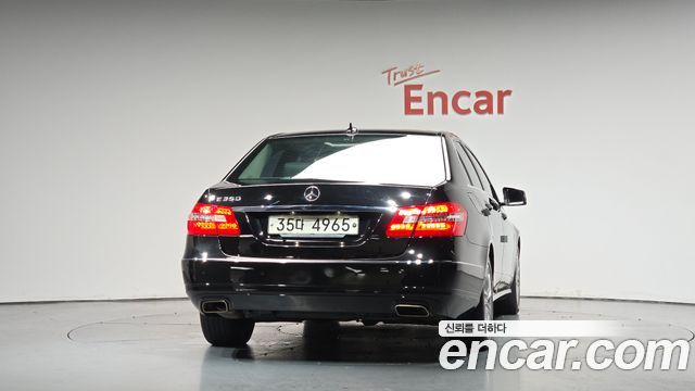 Mercedes-Benz E-Class E220 CDI Avantgarde — пробег 131 674 км — фото 4 из 5