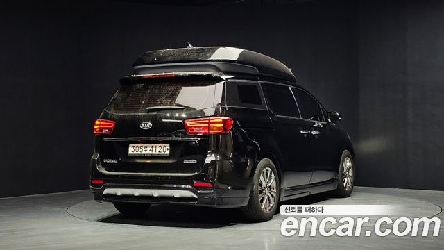 Kia Carnival из Кореи Encar