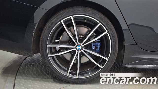 BMW 3-Series из Кореи Encar