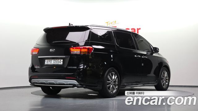 Kia Carnival из Кореи Encar