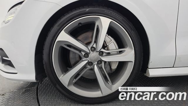 Audi A7 из Кореи Encar
