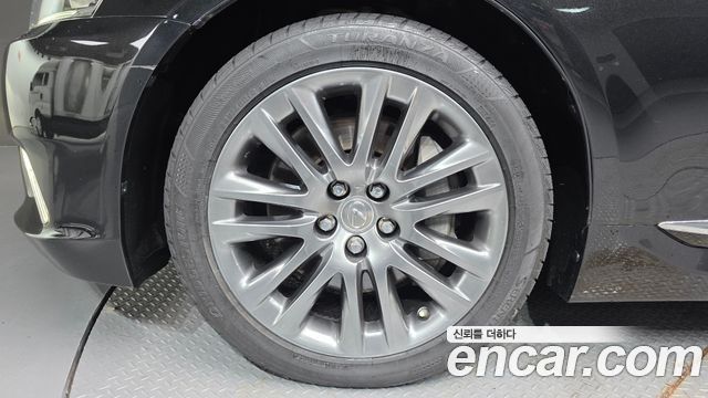 Lexus LS 5-Seats Ottoman XF40 — пробег 185 099 км
