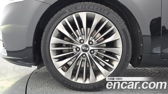 Kia K7 из Кореи Encar