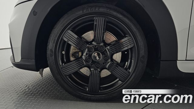 Mini Cooper Convertible из Кореи Encar