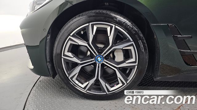 BMW i4 из Кореи Encar