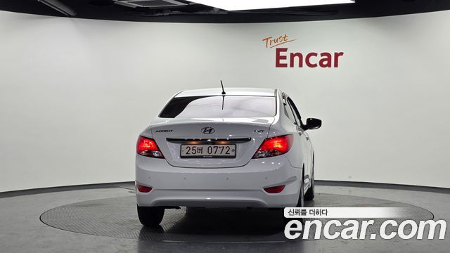 Hyundai Accent из Кореи Encar