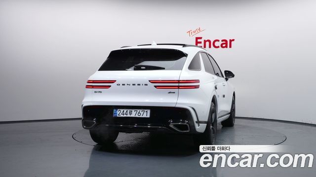 Genesis GV70 из Кореи Encar