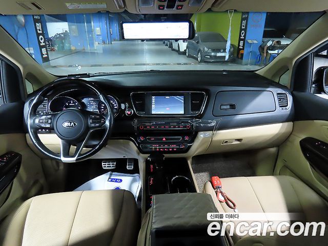 Kia Carnival из Кореи Encar