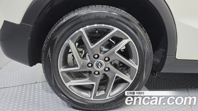 Ssangyong TIBOLI из Кореи Encar