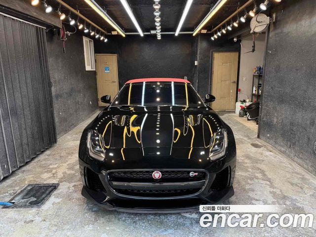 Jaguar F-TYPE 5.0 SVR Convertible AWD X152 — пробег 56 000 км