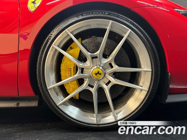Ferrari 296 из Кореи Encar