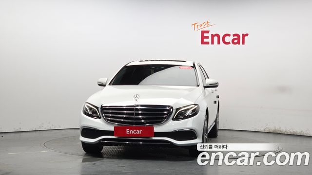 Mercedes-Benz E-Class из Кореи Encar