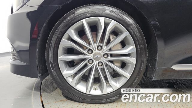 Hyundai Genesis из Кореи Encar