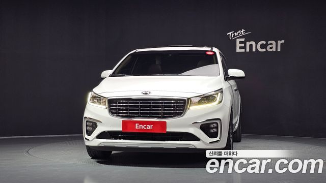 Kia Carnival 9-Seater Noblesse — пробег 178 989 км — фото 3 из 5
