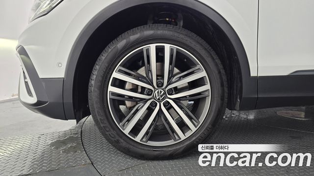 Volkswagen Tiguan из Кореи Encar