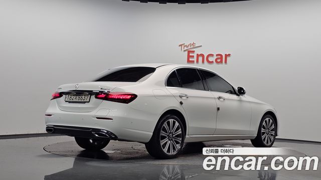 Mercedes-Benz E-Class из Кореи Encar