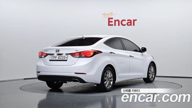 Hyundai AVANTE из Кореи Encar