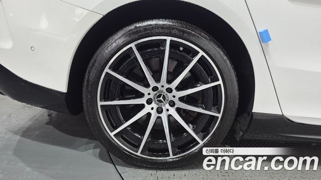 Mercedes-Benz EQS из Кореи Encar