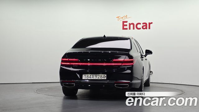 Genesis G90 из Кореи Encar