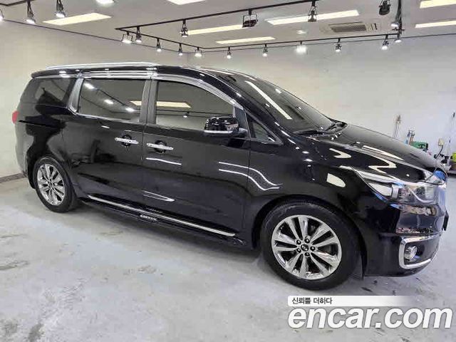 Kia Carnival из Кореи Encar