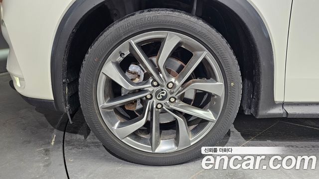 Infiniti QX50 из Кореи Encar