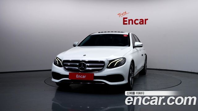 Mercedes-Benz E-Class из Кореи Encar