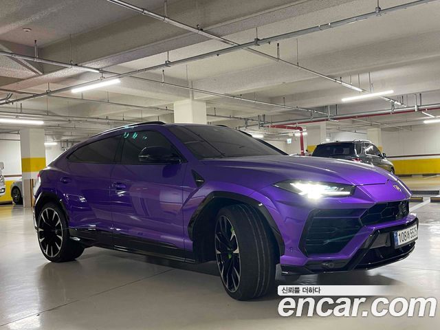 Lamborghini Urus из Кореи Encar