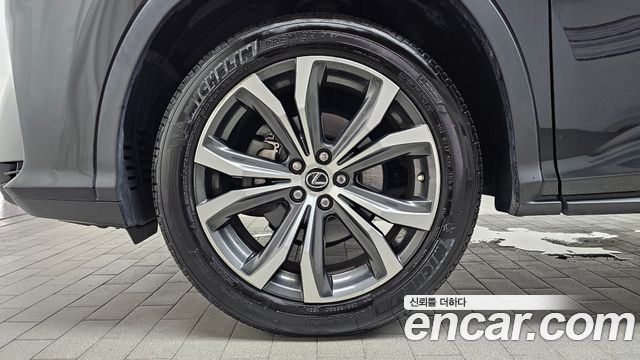 Lexus RX Executive — пробег 169 272 км — фото 5 из 5