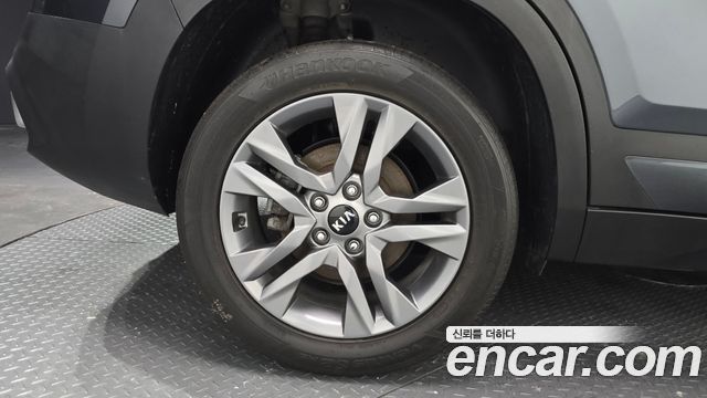 Kia Seltos из Кореи Encar