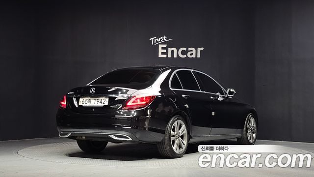 Mercedes-Benz C-Class из Кореи Encar
