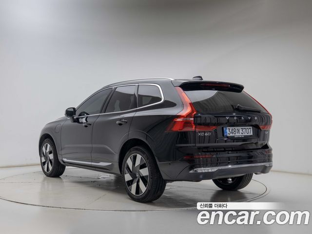 Volvo XC60 T8 Ultra Bright — пробег 7 878 км — фото 4 из 5