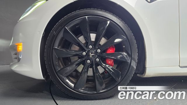 Tesla Model S из Кореи Encar