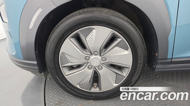 Hyundai Kona Premium — пробег 66 113 км — фото 5 из 5