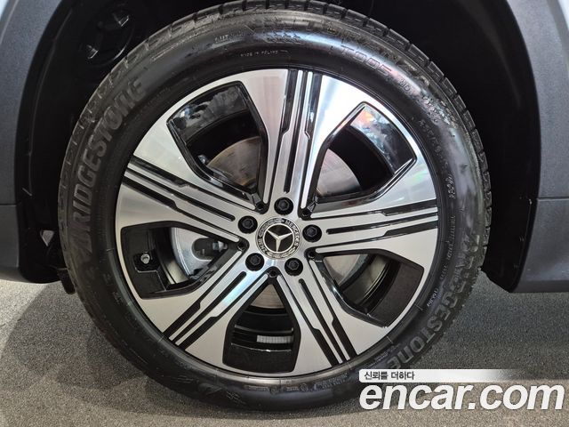 Mercedes-Benz EQB из Кореи Encar
