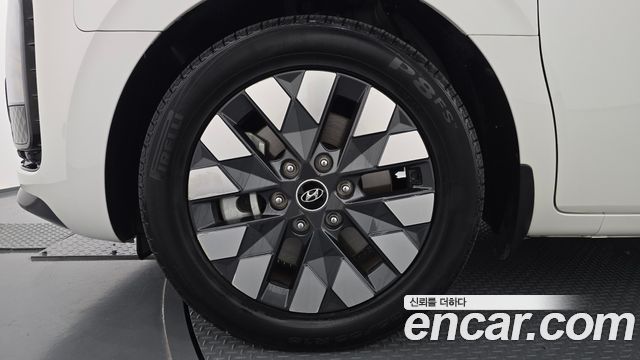 Hyundai Staria из Кореи Encar