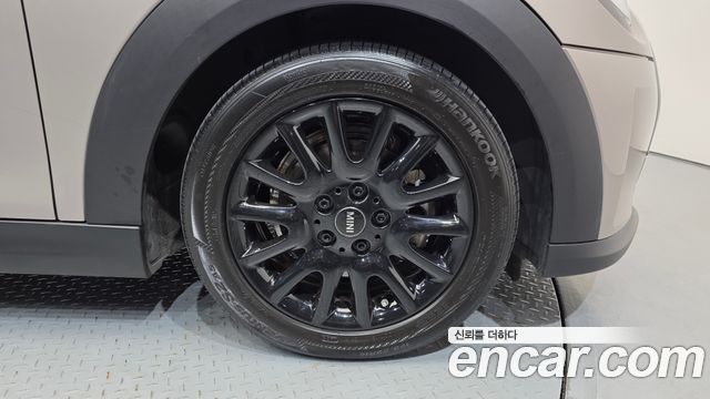 Mini Cooper из Кореи Encar