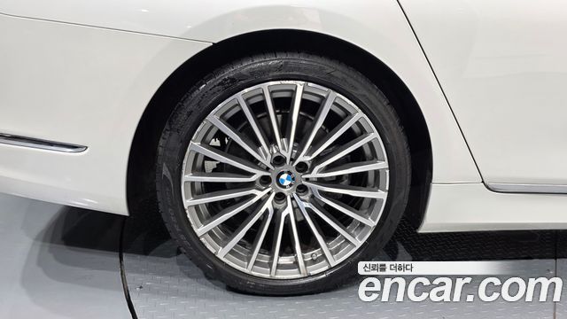 BMW 7-Series из Кореи Encar
