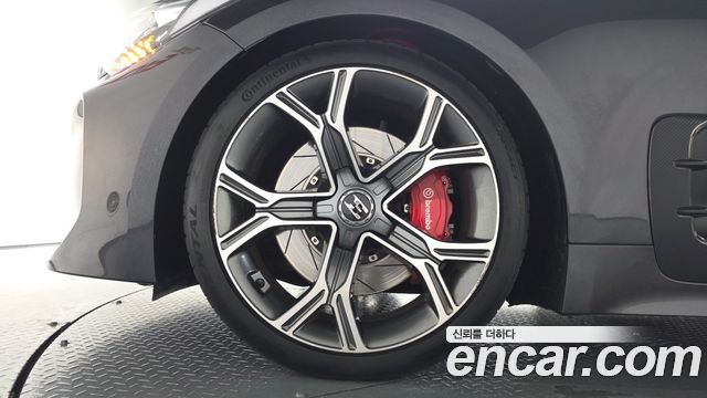 Kia Stinger из Кореи Encar