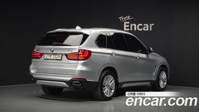 BMW X5 xDrive 40e iPerformance — пробег 162 994 км — фото 2 из 5