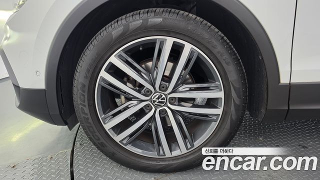 Volkswagen Tiguan из Кореи Encar