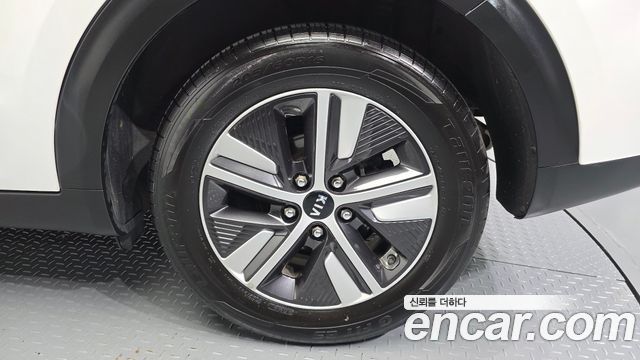 Kia Niro из Кореи Encar