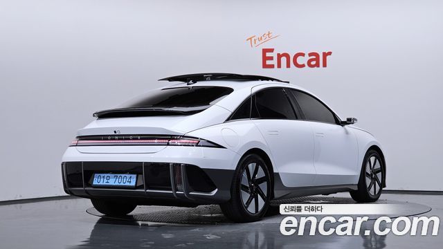 Hyundai Ioniq6 Long Range AWD Prestige — пробег 50 120 км — фото 2 из 5