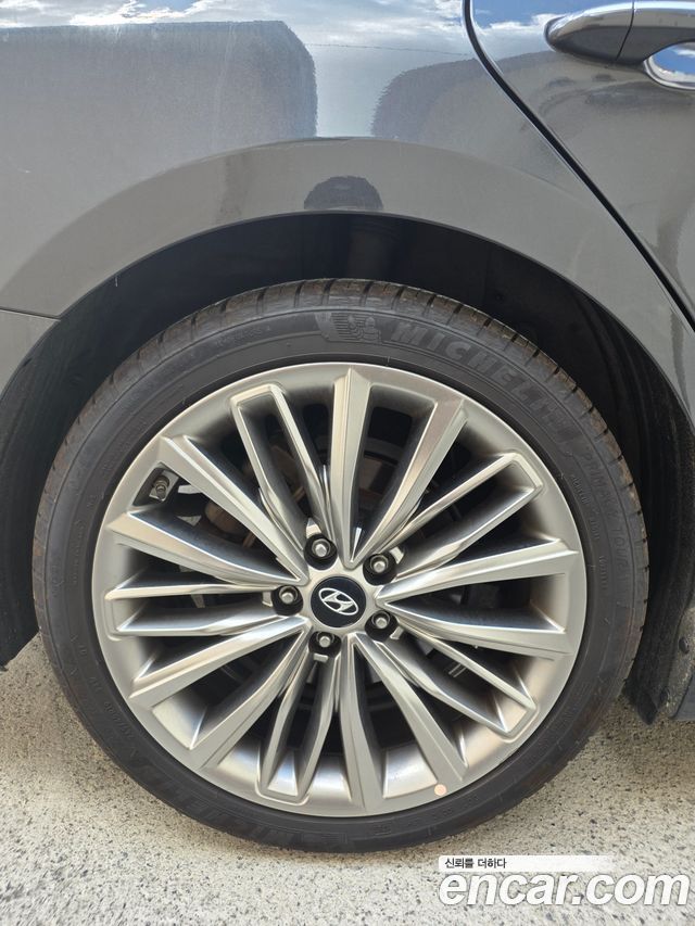 Hyundai Grandeur из Кореи Encar