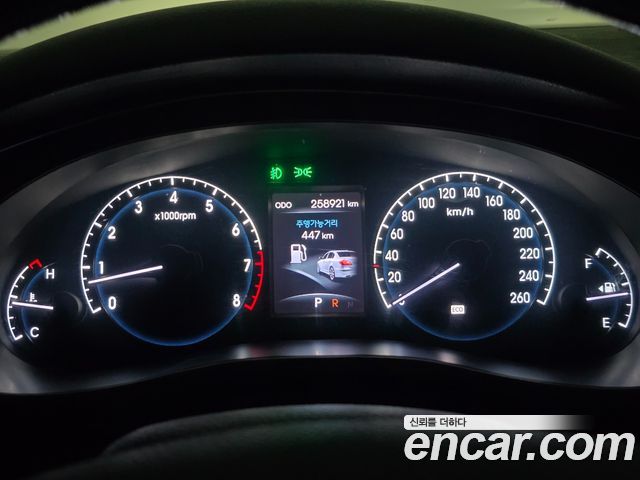 Hyundai Genesis из Кореи Encar